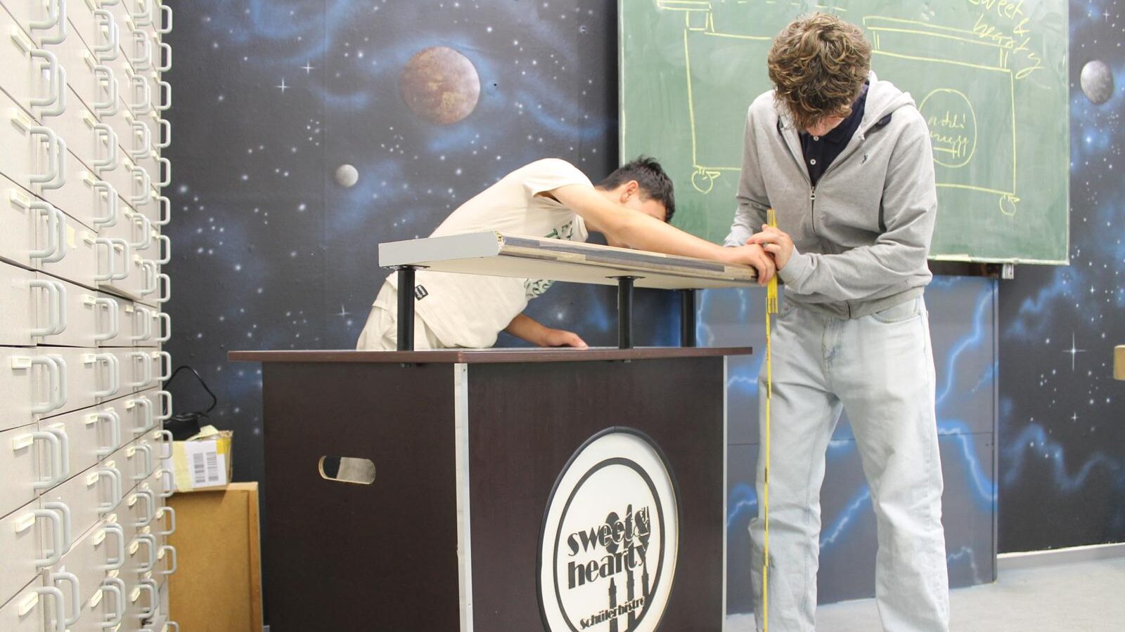 Schmellwitzer Oberschule eröffnet Maker Space für Jugendliche
