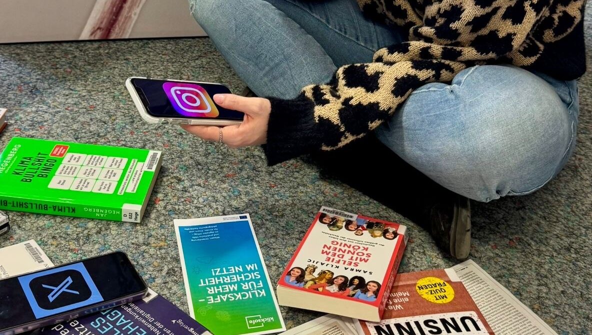 „Wem kann ich noch trauen?“ Bibliothek startet Fake-News-Workshop