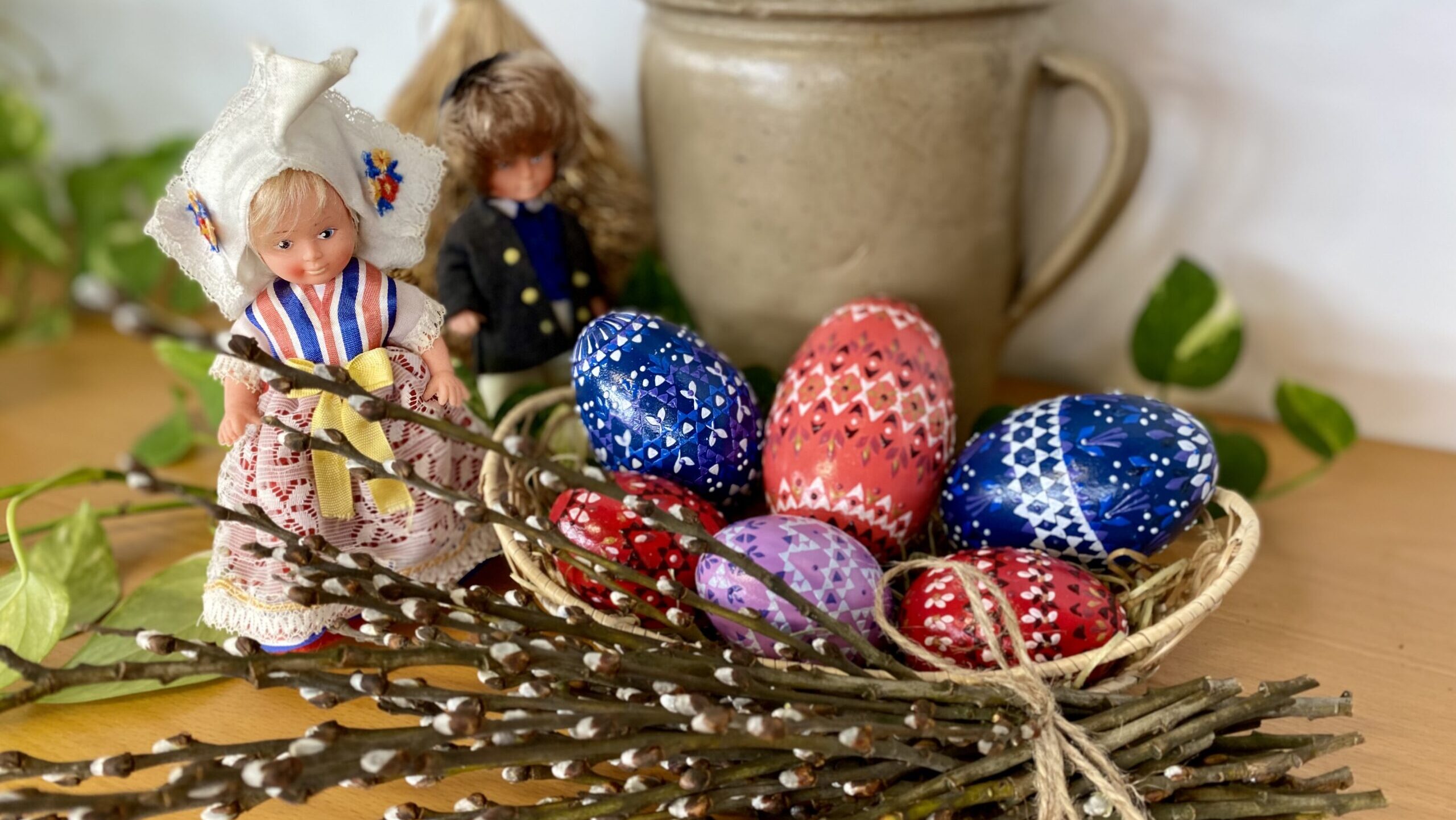 Sorbische Ostereier sind zu Ostern echte Kunstwerke aus der Region