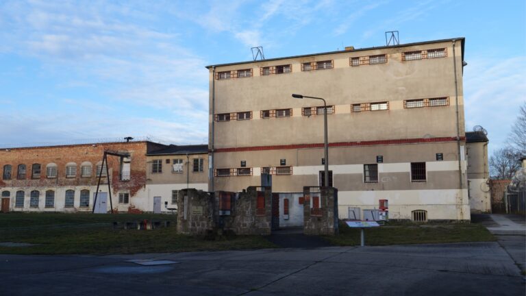 Bürgerberatung „Wie kann ich meine Stasi-Akte einsehen?“