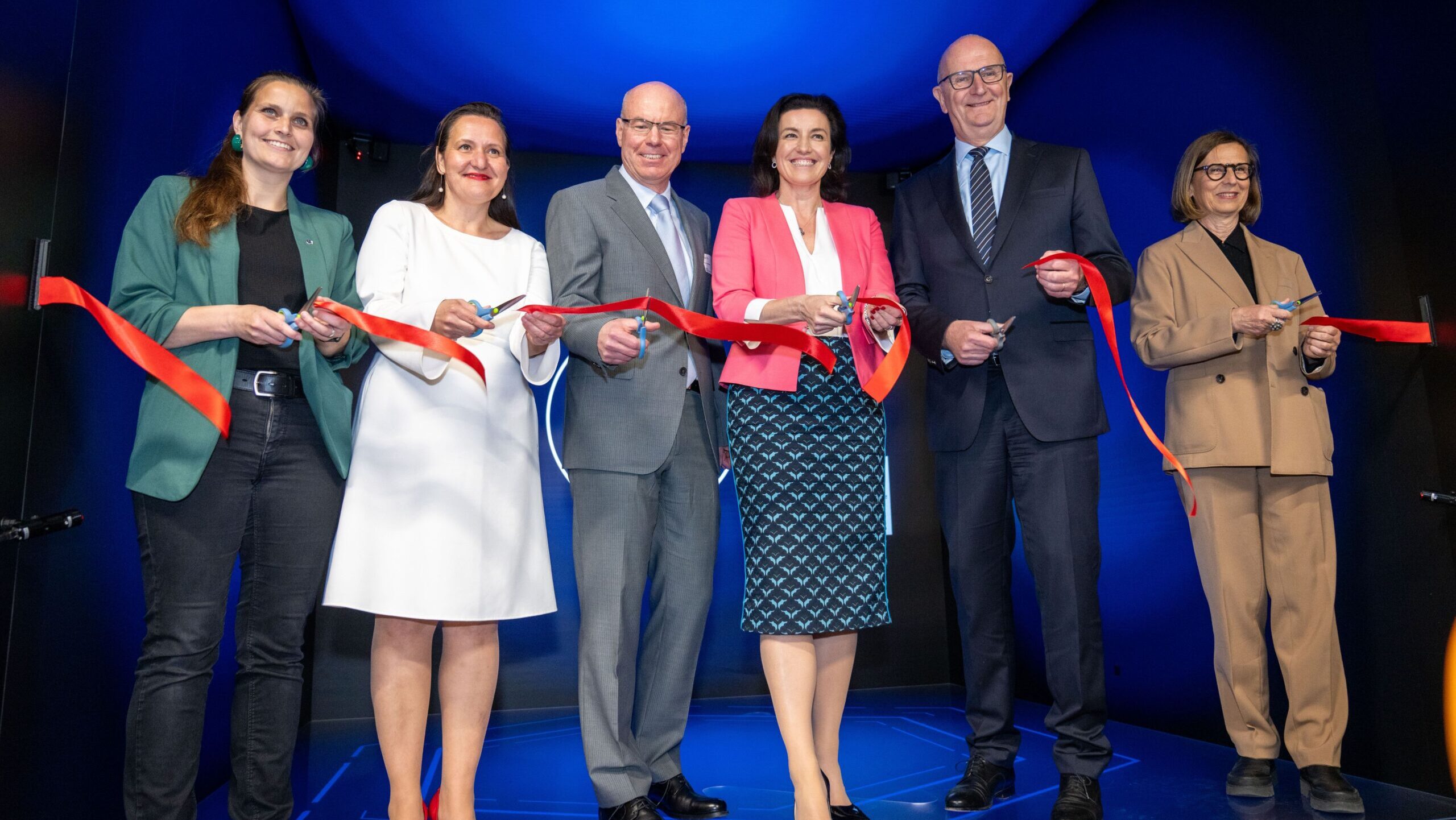 Bundesforschungsministerin besucht BTU und Lausitz Science Park