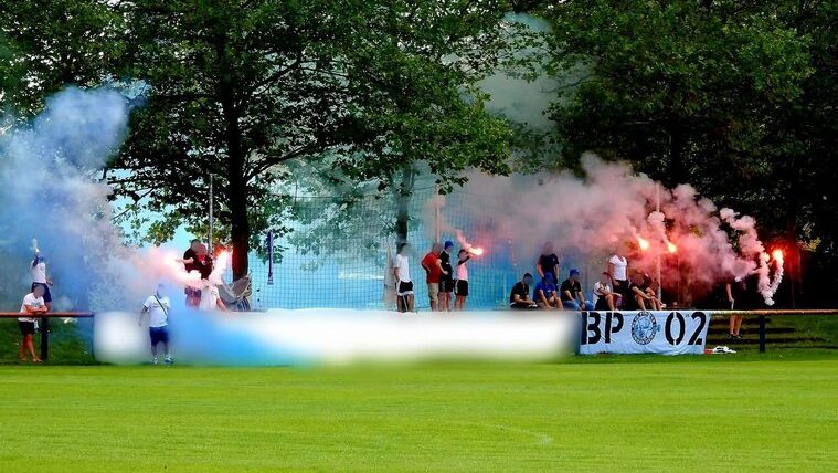 BTU startet Vorlesungsreihe über Sicherheit im Fußballstadion