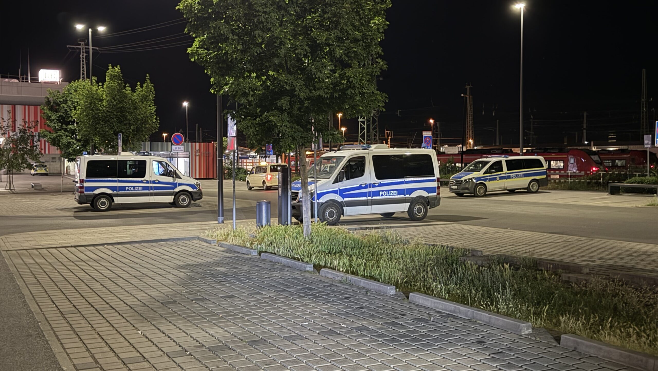Unbekannter Kanister löst Einsatz am Cottbuser Hauptbahnhof aus